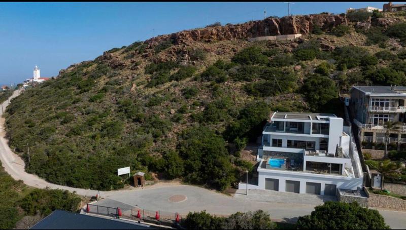 4 Bedroom Property for Sale in Mossel Bay Central Western Cape